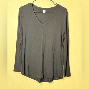Old Navy Charcoal Long Sleeve V-Neck Top